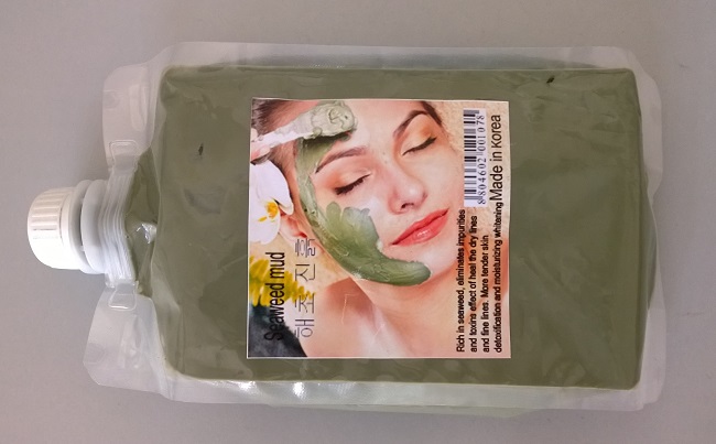 Bùn non đắp trắng mặt và toàn thân tinh chất rong biển- Hàn Quốc