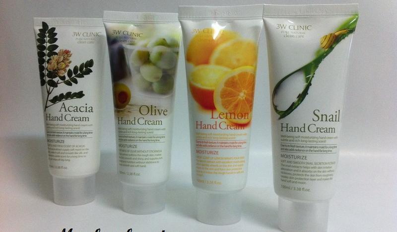 KEM DƯỠNG DA TAY 3W CLINIC COLLAGEN HAND CREAM