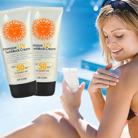 kem chống nắng 3w clinic uv snail day sun cream spf50++