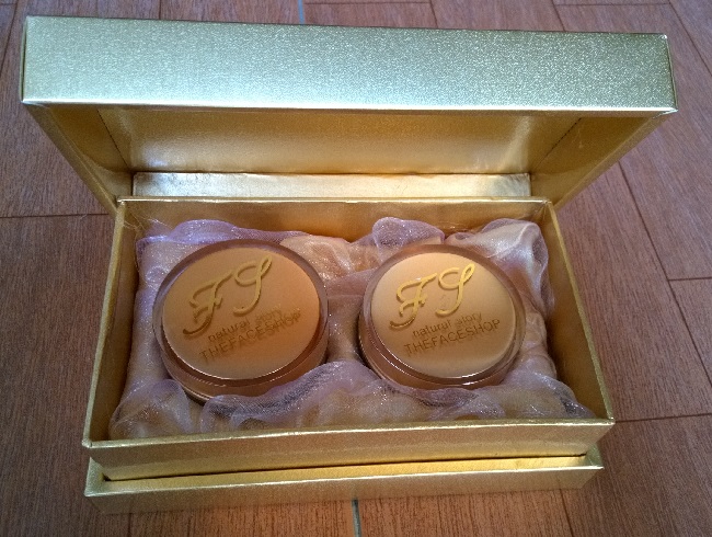 Bộ mỹ phẩm trị nám, tàn nhang trắng da The Face Shop cao cấp 2in1 vàng (mới)